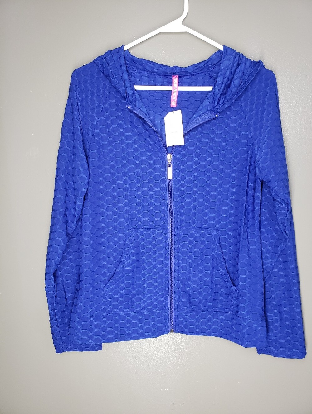True Rock Juniors Blue Zip Up Hoodie Size L/XL Stretch NWOT Athletic